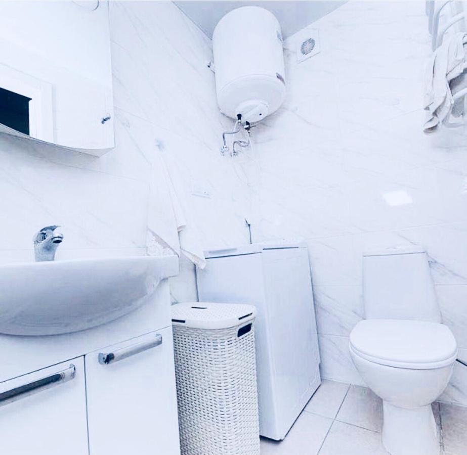 Apartments Orange Киев Екстериор снимка